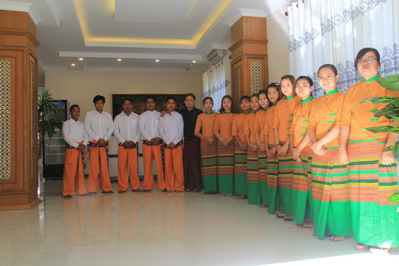 The Hotel Emperor-Inle Nyaung Shwe Esterno foto