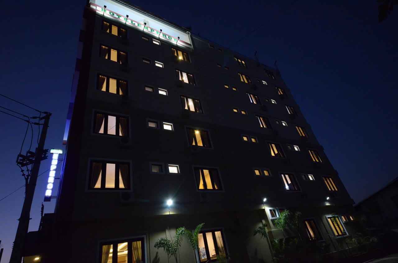 The Hotel Emperor-Inle Nyaung Shwe Esterno foto