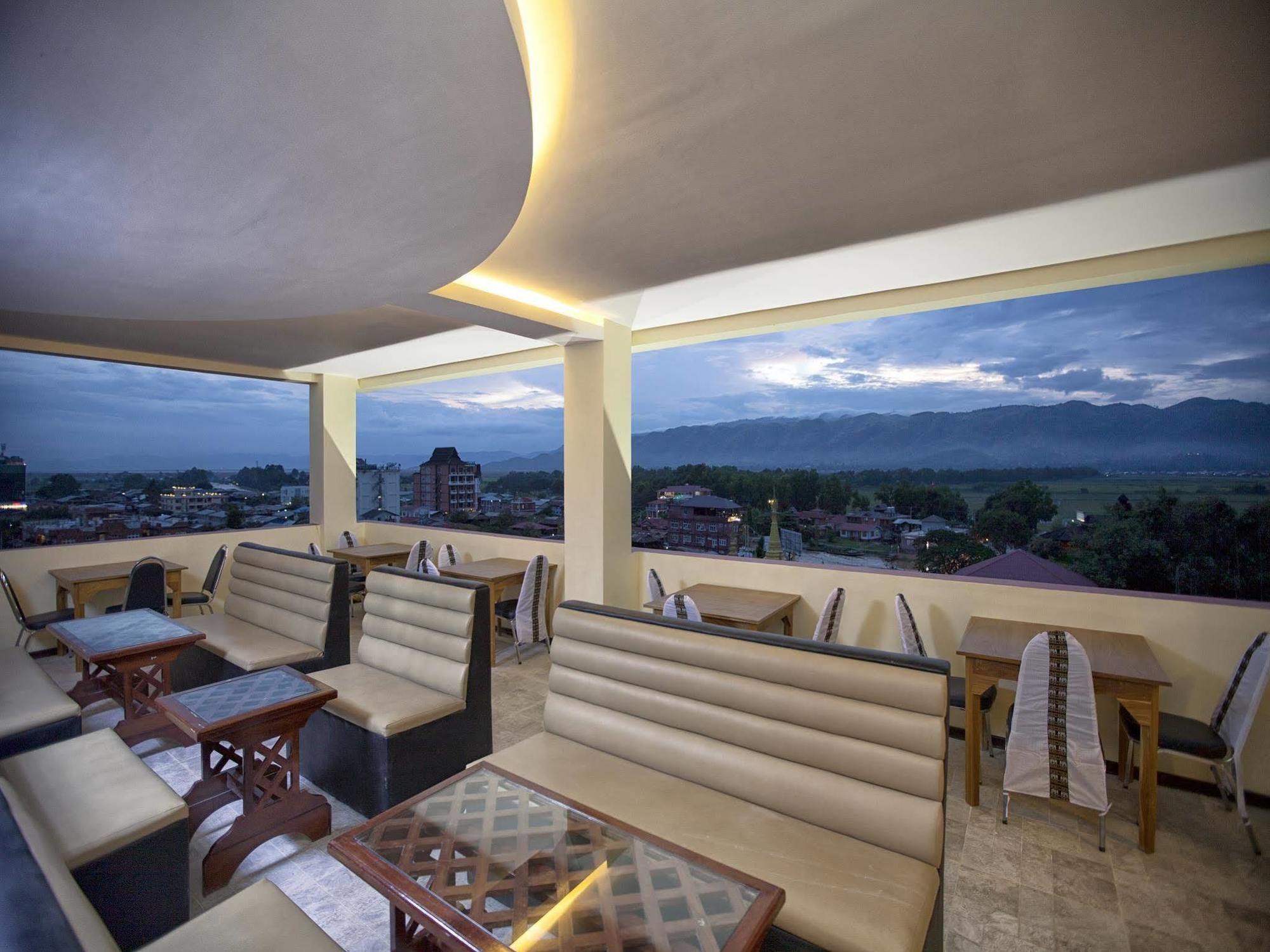 The Hotel Emperor-Inle Nyaung Shwe Esterno foto